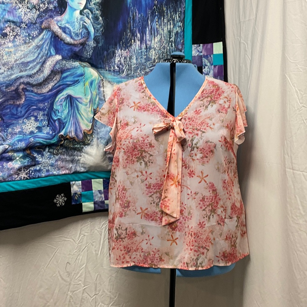 SHEIN Pink Floral Blouse with Tie Front